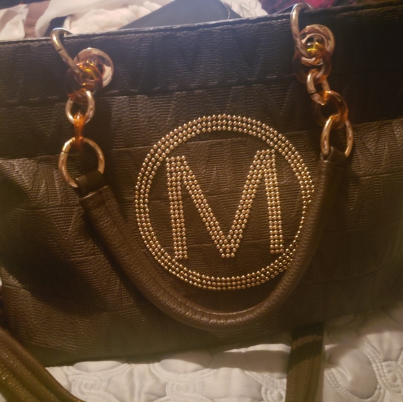 Purse - Picture 2 of 4